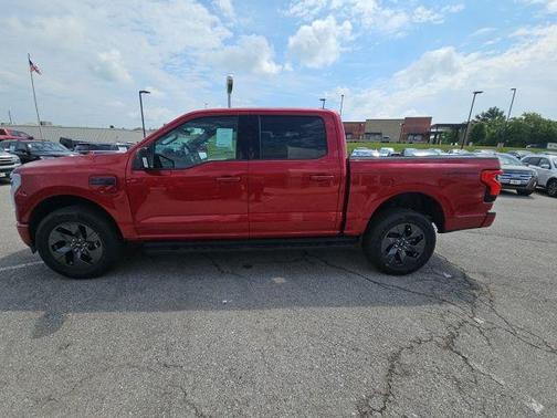2025 Ford F-150 Lightning Flash