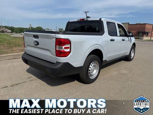 SPACE WHITE METALLIC 2025 Ford Maverick XL