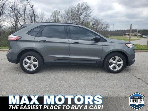 Carbonized Gray Metallic 2024 Ford Edge SE