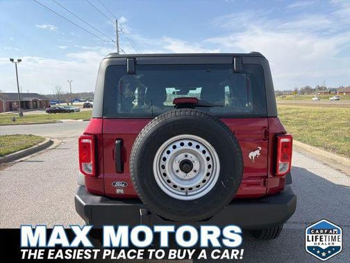Ruby Red Metallic Tinted Clearcoat 2026 Ford Bronco Base