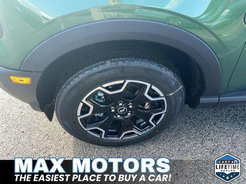 ERUPTION GREEN METALLIC 2025 Ford Bronco Sport Outer Banks