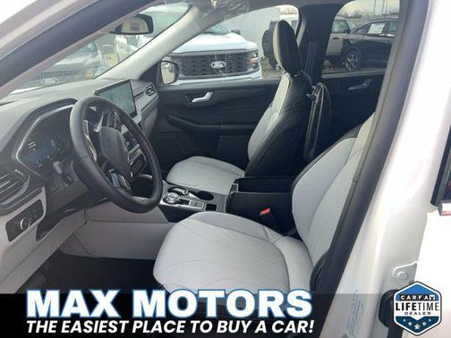 2026 Ford Escape Platinum