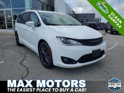 2020 Chrysler Pacifica Touring