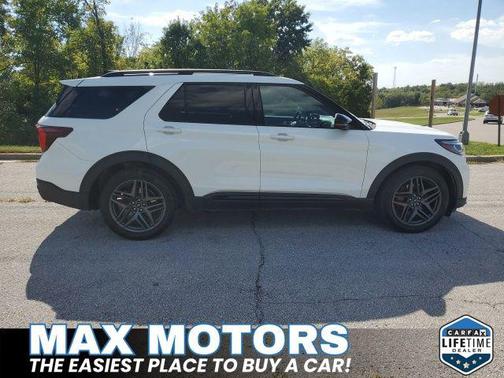 2025 Ford Explorer ST