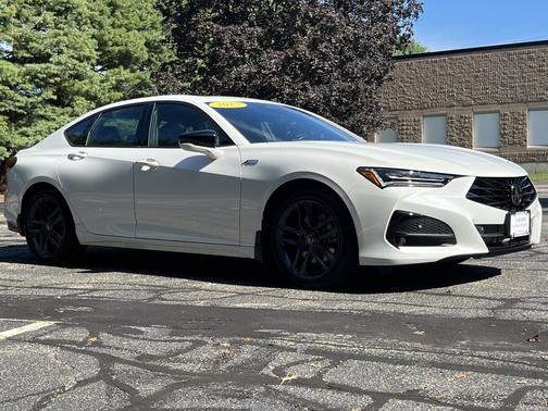 2025 Acura TLX 