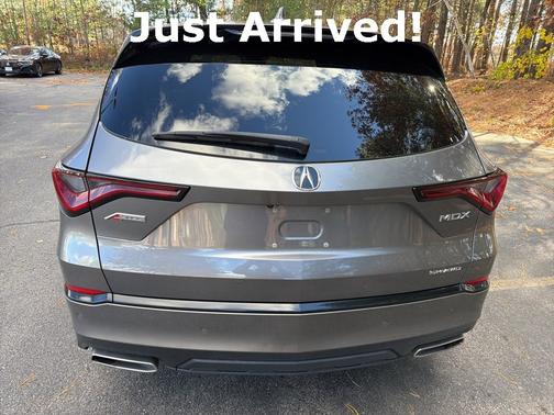 2023 Acura MDX 