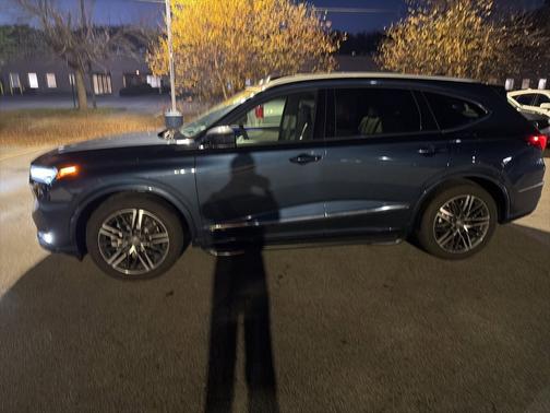 2025 Acura MDX 