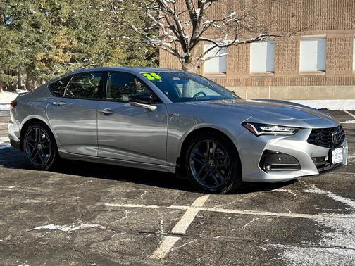 2025 Acura TLX 