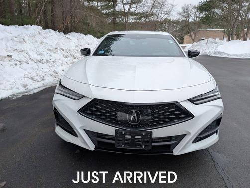 2023 Acura TLX 