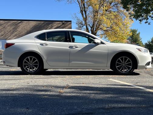 2019 Acura TLX 