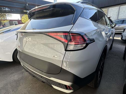 Gravity Gray 2024 Kia Sportage X-Line AWD