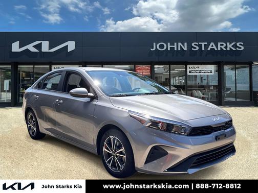 2022 Kia Forte LXS IVT