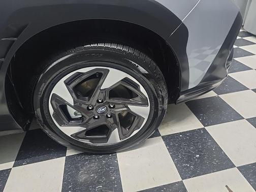 Ice Silver Metallic 2025 Subaru Crosstrek Limited