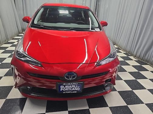 2020 Toyota Prius LE