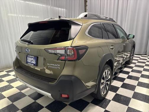 2025 Subaru Outback Touring XT