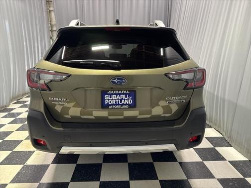 2025 Subaru Outback Touring XT