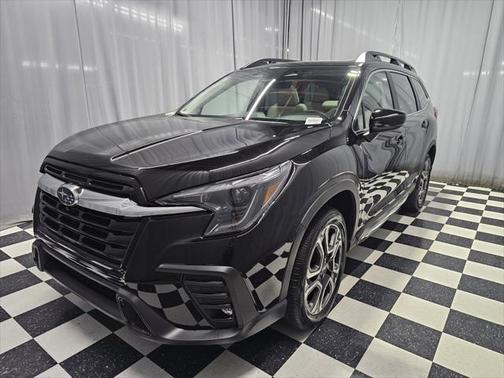 2025 Subaru Ascent Limited 8-Passenger