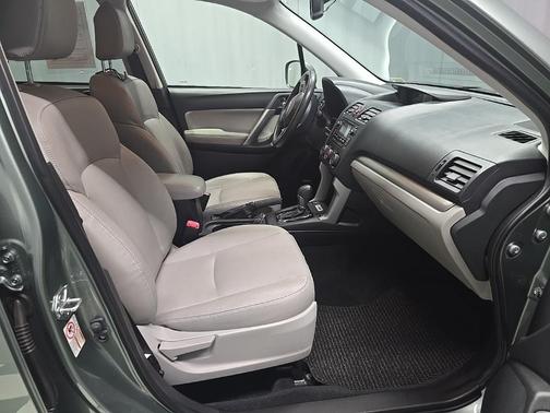 2015 Subaru Forester 2.5i Touring