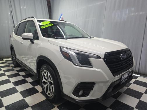 2023 Subaru Forester Premium