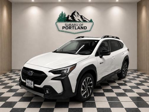 Crystal White Pearl 2024 Subaru Outback Limited