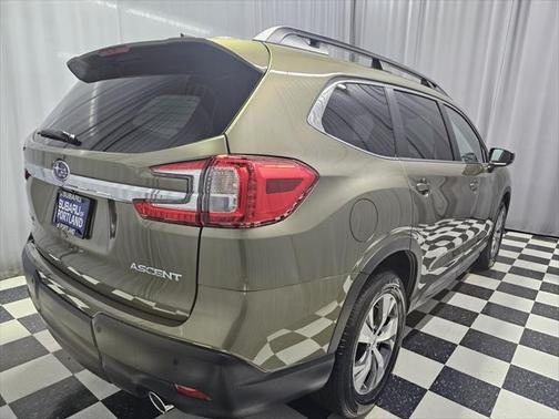 2025 Subaru Ascent Premium 8-Passenger