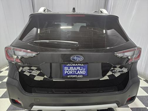 2025 Subaru Outback Touring XT