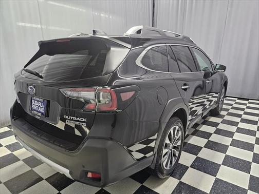2025 Subaru Outback Touring XT