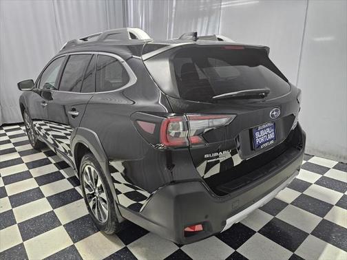 2025 Subaru Outback Touring XT