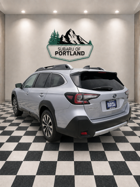 Ice Silver Metallic 2024 Subaru Outback Base