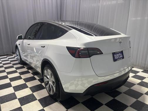 2023 Tesla Model Y Long Range Dual Motor All-Wheel Drive