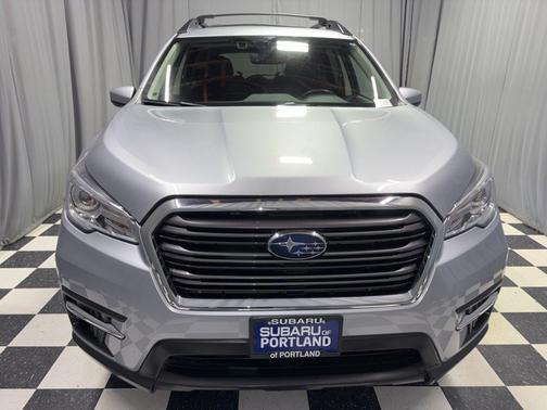 Ice Silver Metallic 2022 Subaru Ascent Premium 7-Passenger