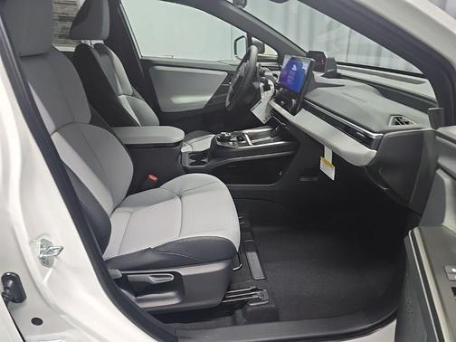 White Pearl 2026 Subaru Solterra Premium