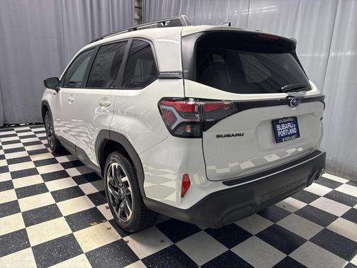 2025 Subaru Forester Hybrid Premium