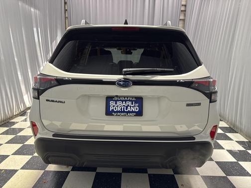 2025 Subaru Forester Hybrid Premium