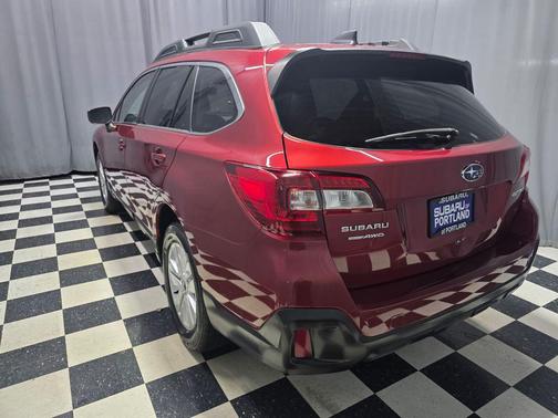 Crimson Red Pearl 2019 Subaru Outback 2.5i Premium