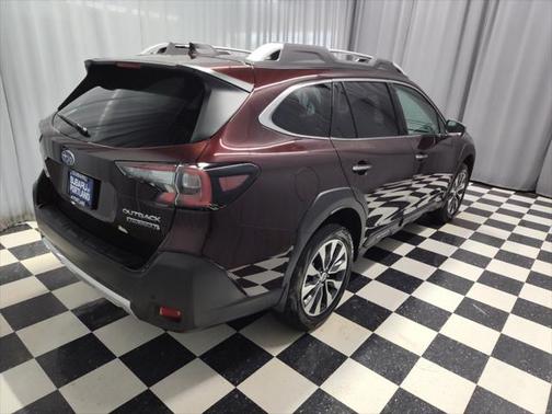 2025 Subaru Outback Touring XT