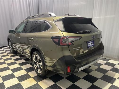 2022 Subaru Outback Touring