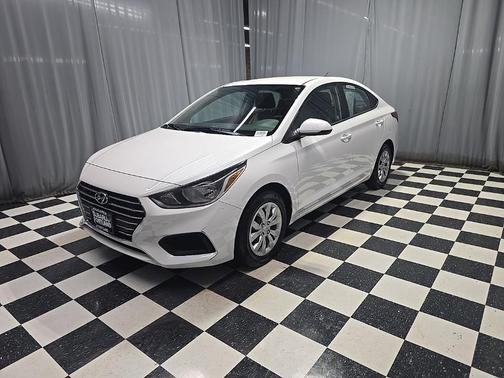 2021 Hyundai Accent SE