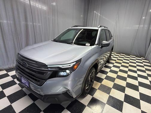 Ice Silver Metallic 2026 Subaru Forester AWD
