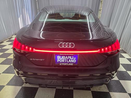 Black 2022 Audi e-tron GT Premium Plus