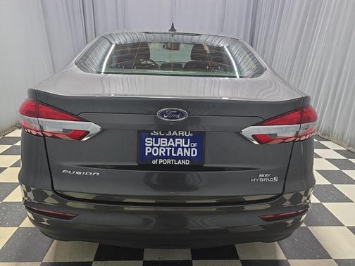2019 Ford Fusion Hybrid SE
