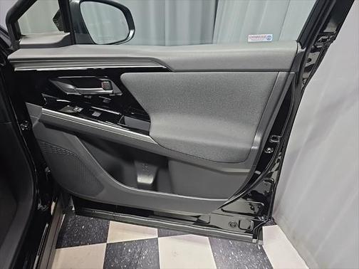 2025 Subaru Solterra Premium