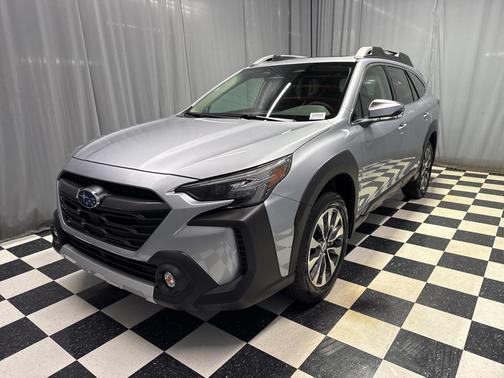 2025 Subaru Outback Touring