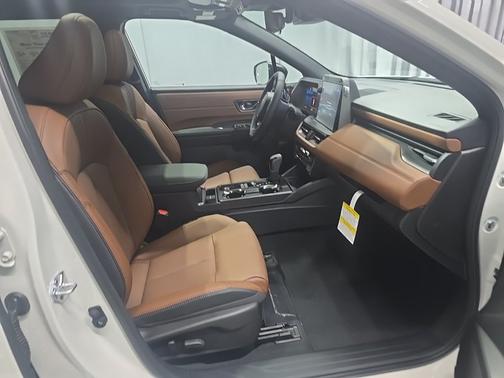 Crystal White Pearl 2026 Subaru Outback Touring XT