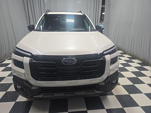 Crystal White Pearl 2026 Subaru Outback Touring XT