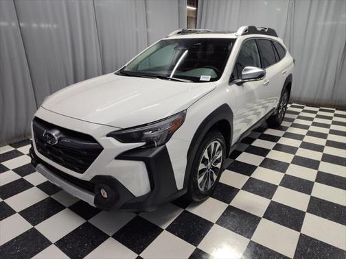 2025 Subaru Outback Touring XT