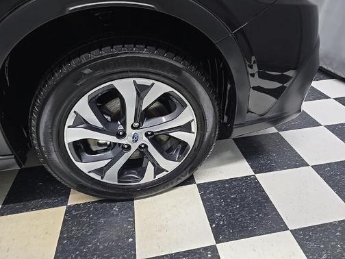 2020 Subaru Outback Touring XT