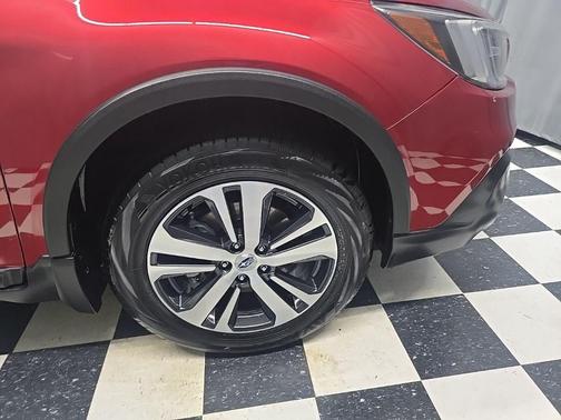 Crimson Red Pearl 2018 Subaru Outback 2.5i Limited