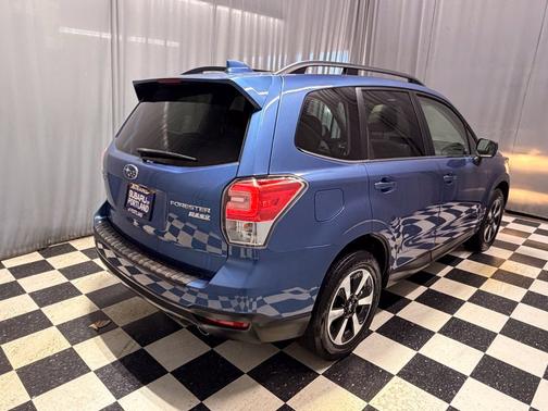 Quartz Blue 2017 Subaru Forester 2.5i Limited