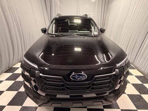 Black / Silver 2026 Subaru Outback Premium